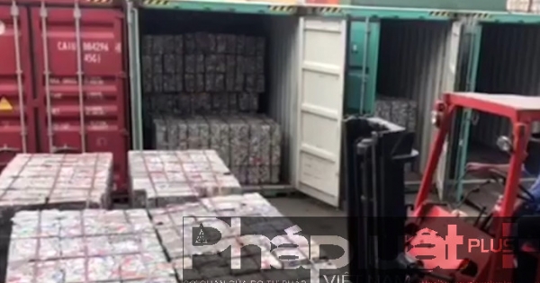 TP HCM: Phát hiện 5 container phế liệu xuất đi Hàn Quốc trái phép