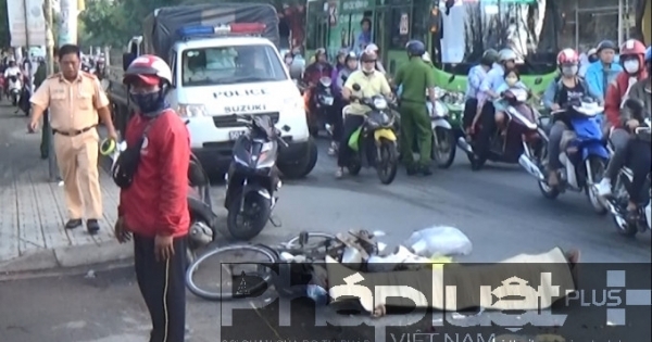 TP HCM: Va chạm với xe tải, người phụ nữ tử vong