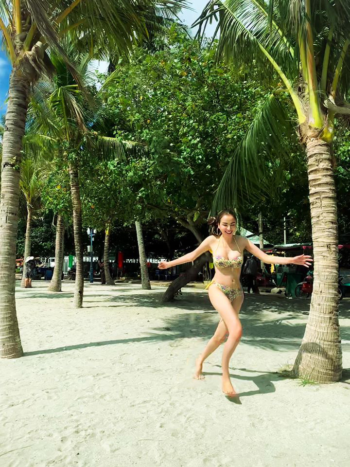 Hoa hậu Diễm Hương tung loạt ảnh bikini nóng bỏng - Ảnh 5.