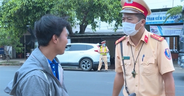 Từ hôm nay, Hà Nội bắt đầu xử phạt người không đeo khẩu trang