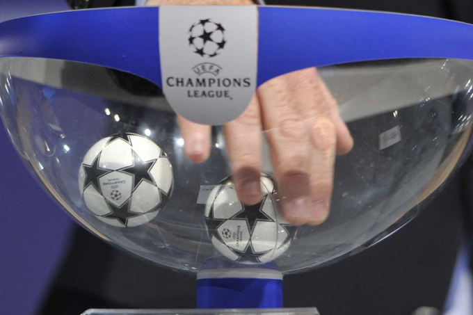 Lễ bốc thăm tứ kết của Champions League năm nay được UEFA tổ chức đơn giản