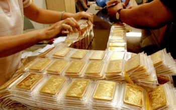 Giá vàng hôm nay 9/8: Từ đỉnh cao lịch sử, giá vàng SJC giảm hơn 2 triệu đồng/lượng