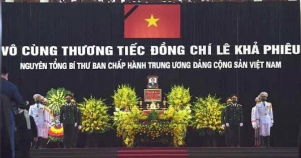 Trang nghiêm lễ tang nguyên Tổng Bí thư Lê Khả Phiêu tại quê nhà Thanh Hoá