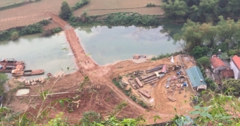 Bộ TN&MT yêu cầu tỉnh Lạng Sơn báo cáo việc Doanh nghiệp làm đường cắt ngang dòng sông Trung