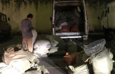 Bắt vụ vận chuyển 1.483kg thuốc bắc nhập lậu ở Lạng Sơn