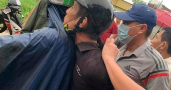 Video khống chế nghi phạm gây ra vụ án mạng kinh hoàng tại thị xã Thái Hòa