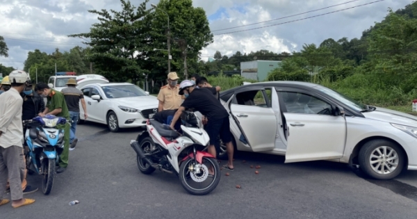 Lâm Đồng: Bắt giữ 3 đối tượng vận chuyển ma túy trên xe ôtô