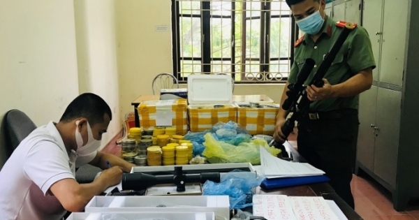 Lạng Sơn: Phát hiện đối tượng mua bán tàng trữ súng tự chế số lượng "khủng"
