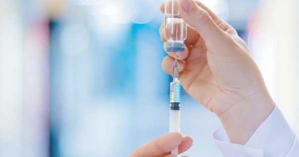 Tiếp tục ưu tiên cấp vaccine phòng COVID-19 cho TPHCM và các tỉnh phía Nam