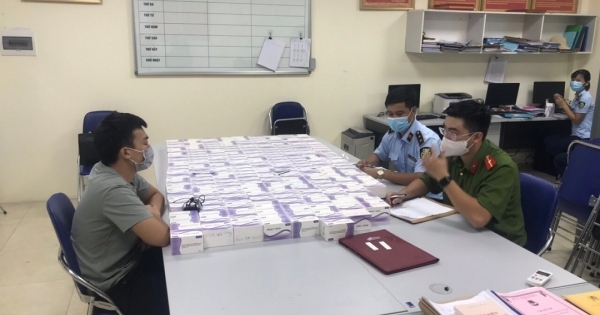 Hà Nội: Liên tiếp phát hiện, bắt giữ số lượng lớn thiết bị y tế "lậu"