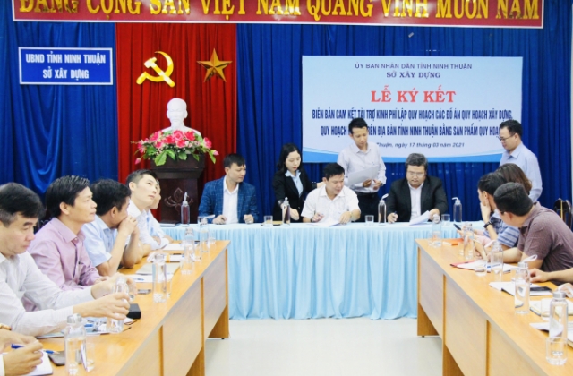 Tập đoàn Crystal Bay tài trợ quy hoạch phát triển nhiều vùng quan trọng của Ninh Thuận