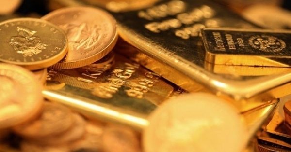Giá vàng hôm nay 10/8: USD mạnh lên khiến giá vàng lao dốc