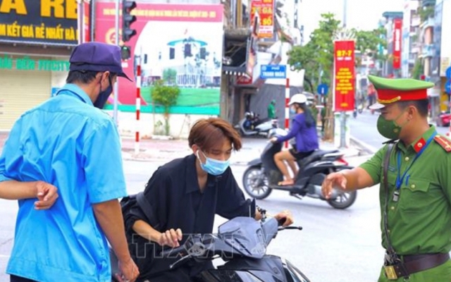 Hà Nội: Xử phạt 900 trường hợp vi phạm quy định phòng, chống dịch
