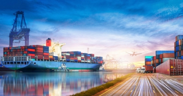 Hàng hóa xuất nhập khẩu đã đạt 375,12 tỷ USD