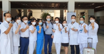 [VIDEO] 170 y, bác sĩ của Bệnh viện Bạch Mai lên đường chi viện cho TP Hồ Chí Minh