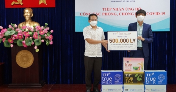 Hơn 500.000 sản phẩm của Tập đoàn TH tiếp tục được trao tặng tới TP HCM