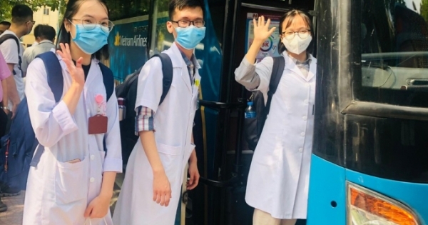 Nữ bác sĩ Đại học Y Hà Nội: Miền Nam hết dịch mới trở về