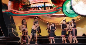 Bế mạc Festival Dân ca ví, giặm Nghệ Tĩnh và Hội diễn Đàn, hát dân ca 3 miền năm 2023