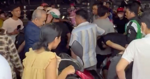 Bắt một thanh niên cướp giật tiệm vàng ở Đồng Nai