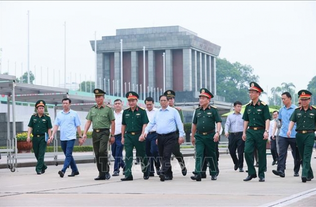 Thủ tướng kiểm tra công tác tu bổ định kỳ Lăng Chủ tịch Hồ Chí Minh