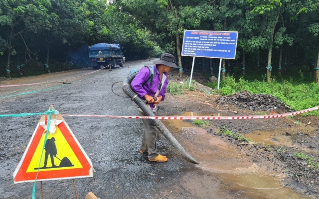 Đồng Nai: Đề nghị tăng cường giám sát việc thi công đường Sông Nhạn - Dầu Giây