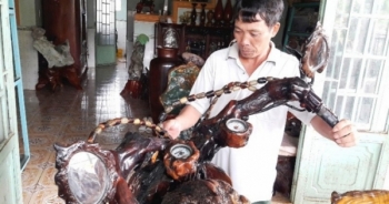 Mô tô bằng gốc cây của nông dân Lâm Đồng khiến dân chơi xe sửng sốt