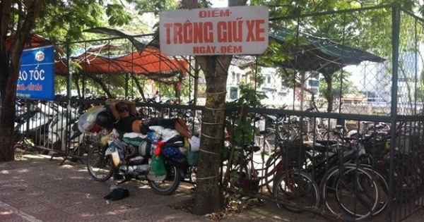 Thêm địa điểm "xẻ thịt" đất công để kinh doanh ở Long Biên (Hà Nội): Xã hội hóa… rồi phó mặc?