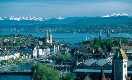 Thụy Sĩ l&agrave; đất nước y&ecirc;u th&iacute;ch cho nhiều đại gia Mỹ, do c&aacute;c ch&ecirc;nh lệch về hệ thống luật ph&aacute;p khiến việc dẫn độ tội phạm Mỹ về Thụy Sĩ kh&aacute; phức tạp. Ảnh: Zurich Tourism.