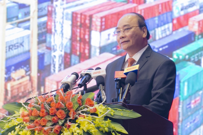 Thủ tướng Ch&iacute;nh phủ Nguyễn Xu&acirc;n Ph&uacute;c ph&aacute;t biểu tại hội nghị.