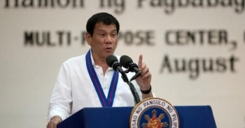 Sau Obama, Tổng thống Philippines lên tiếng mắng cả EU là “phường đạo đức giả”