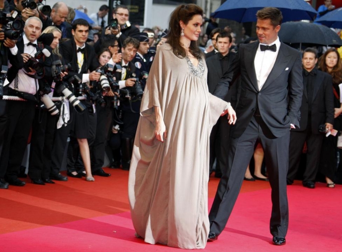 Angelina Jolie v&agrave; Brad Pitt tới dự buổi chiếu phim
