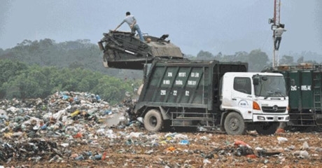 Mỗi ngày Hà Nội “mất” hơn 8 tỷ để chôn lấp rác thải
