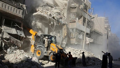 C&aacute;c cuộc giao tranh dữ dội giữa qu&acirc;n đội Syria v&agrave; c&aacute;c tay s&uacute;ng đối lập vẫn tiếp diễn tại khu vực phố cổ của Aleppo. (Ảnh: Reuters)