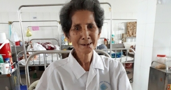Cứu sống cụ bà 90 tuổi bị nhồi máu cơ tim cấp và nhiều sỏi mật
