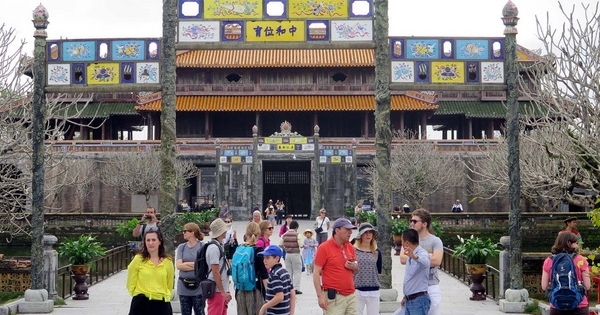 Hơn 32.000 lượt du khách đến thăm Khu di sản Huế trong dịp nghỉ lễ