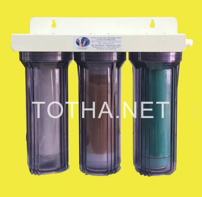 Totha sử dụng thiết bị lọc nước bằng v&otilde; trấu với lỗ lọc si&ecirc;u nhỏ của c&aacute;c nh&agrave; khoa học Việt Nam để lọc nước trong chế biến thực phẩm.