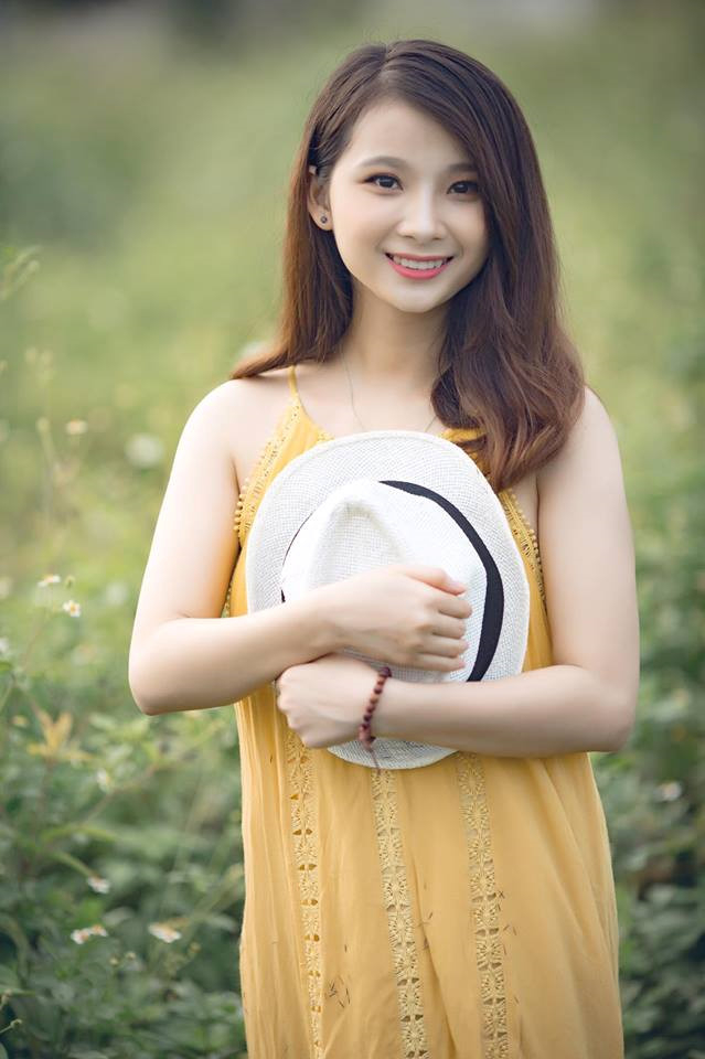 Vẻ đẹp rạng ngời của Linh Trang