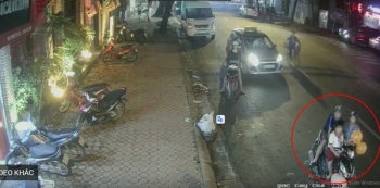 Clip: Đôi nam nữ dẫn theo bé trai dàn cảnh trộm xe máy ngay trên phố