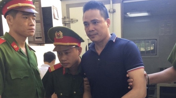 Đang bắt đầu xét xử vụ nhắn tin đe dọa Chủ tịch tỉnh Bắc Ninh