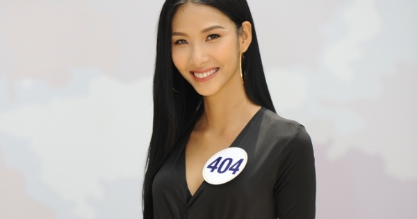 Hoàng Thùy lọt vào bán kết Hoa hậu Hoàn vũ Việt Nam 2017