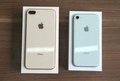 Bộ đ&ocirc;i smartphone mới của Apple đang c&oacute; gi&aacute; tốt tại thị trường Việt Nam. Ảnh:&nbsp;Th&agrave;nh Duy.