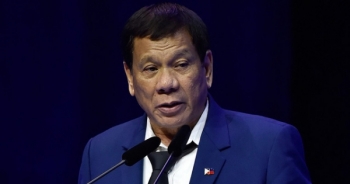 Tổng thống Philippines hứng chỉ trích vì phát ngôn gây tranh cãi về phụ nữ