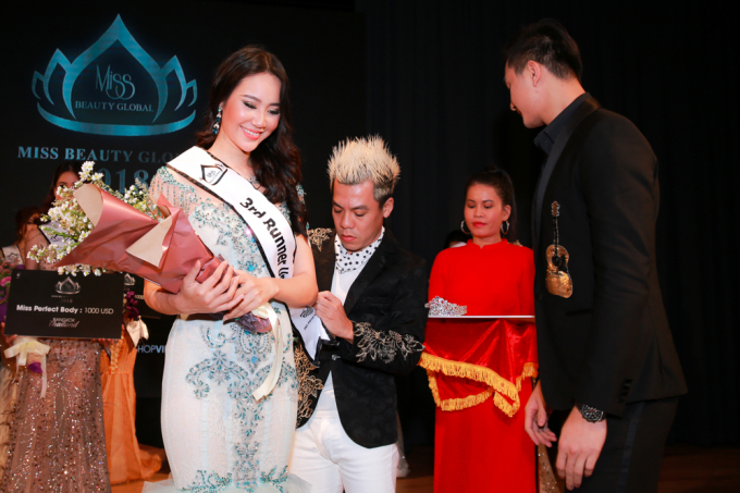 Kh&ocirc;ng như kỳ vọng, Dương Yến Phi dừng lại ở vị tr&iacute; &aacute; hậu 2 Miss Beauty Global 2018