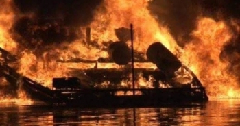Indonesia: Cháy và chìm phà chở 147 người, ít nhất 10 người thiệt mạng, nhiều người mất tích