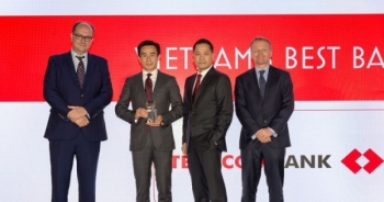 Techcombank nhận giải thưởng danh giá "Ngân hàng tốt nhất Việt Nam 2018" từ Euromoney