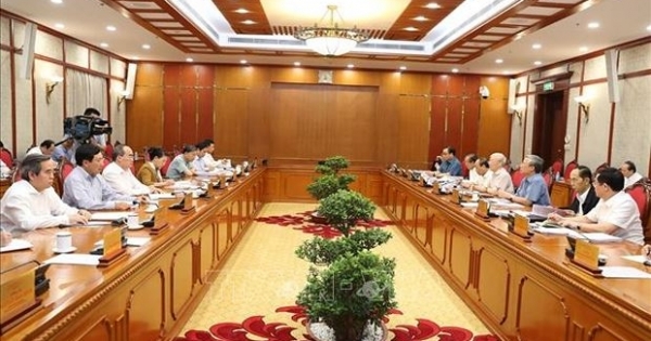 Bộ Chính trị cho ý kiến các Đề án chuẩn bị trình Hội nghị Trung ương 8
