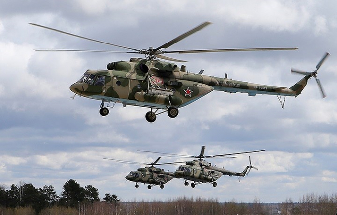 Trực thăng Mi-8, sử dụng v&agrave;o nhiệm vụ vận tải, chỉ huy, trinh s&aacute;t, v&agrave; chiến đấu trực tiếp. Đ&acirc;y l&agrave; một trong c&aacute;c loại trực thăng được sản xuất nhiều nhất thế giới.