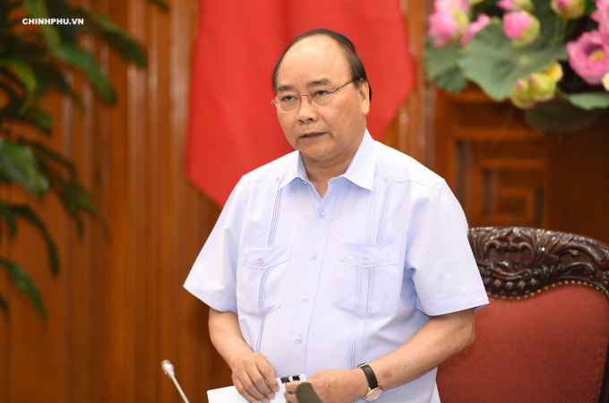 Thủ tướng Nguyễn Xu&acirc;n Ph&uacute;c ph&aacute;t biểu tại buổi l&agrave;m việc.