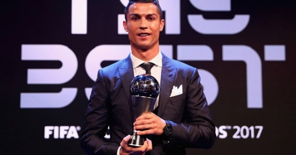 Báo chí Croatia đả kích Ronaldo sau lễ trao giải The Best