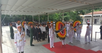 Tin nhanh ngày 27/9/2018: Khoảng 1.500 đoàn đến viếng Chủ tịch nước Trần Đại Quang